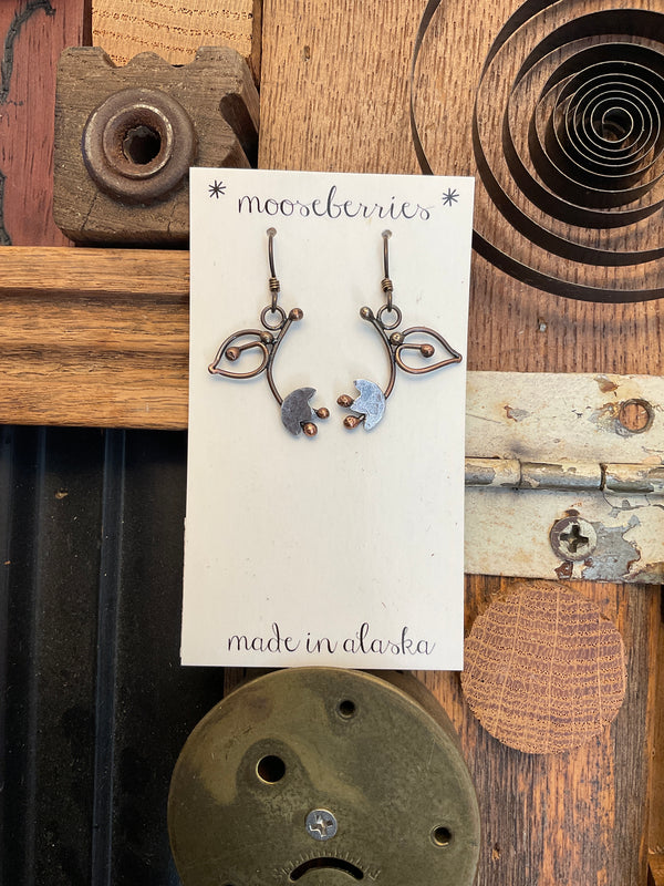 COPPER HANGING TULIP EARRINGS